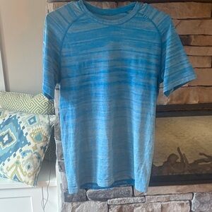 Men's Lululemon Small Shirt